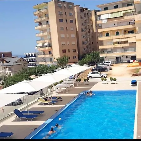 Entire Flat In