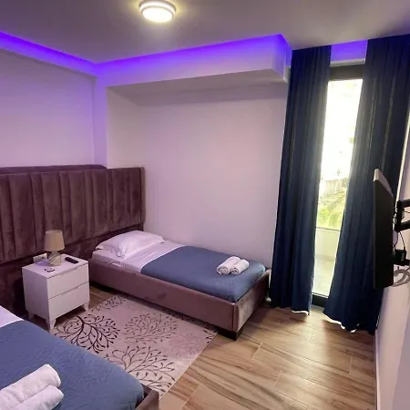 Entire Flat In * Sarandë