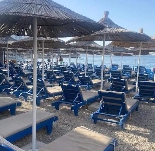 Entire Flat In * Sarandë